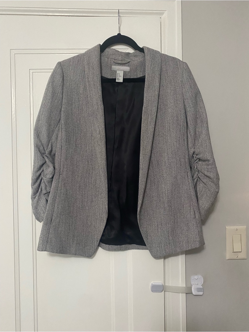 H&M Light Gray Open-Front Blazer with Ruched 3/4 Sleeves